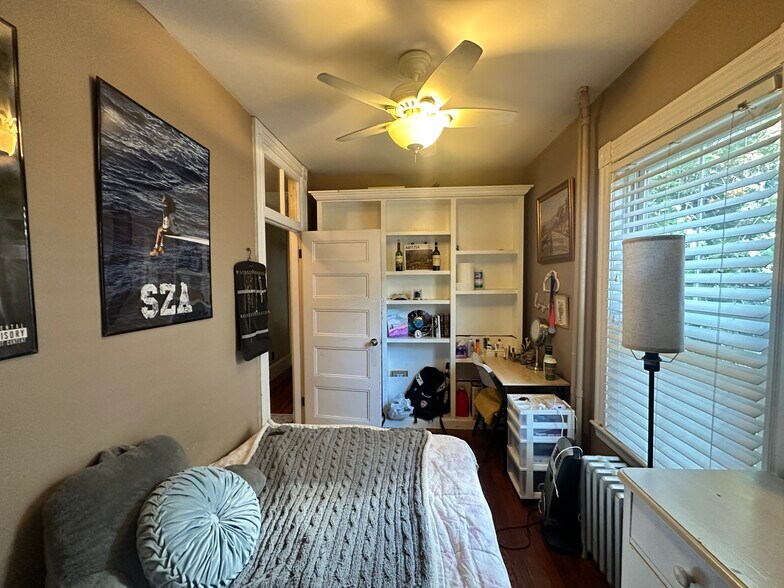 Building Photo - 12 Oswald St