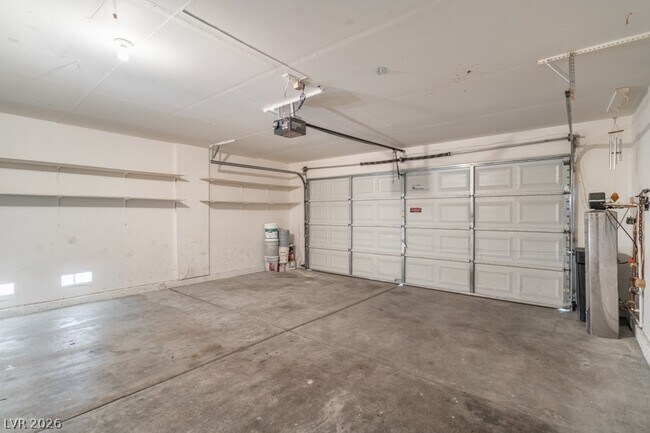 Building Photo - 3130 Meadow Flower Ave