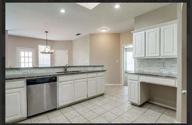 Building Photo - 7800 Kinman Ln