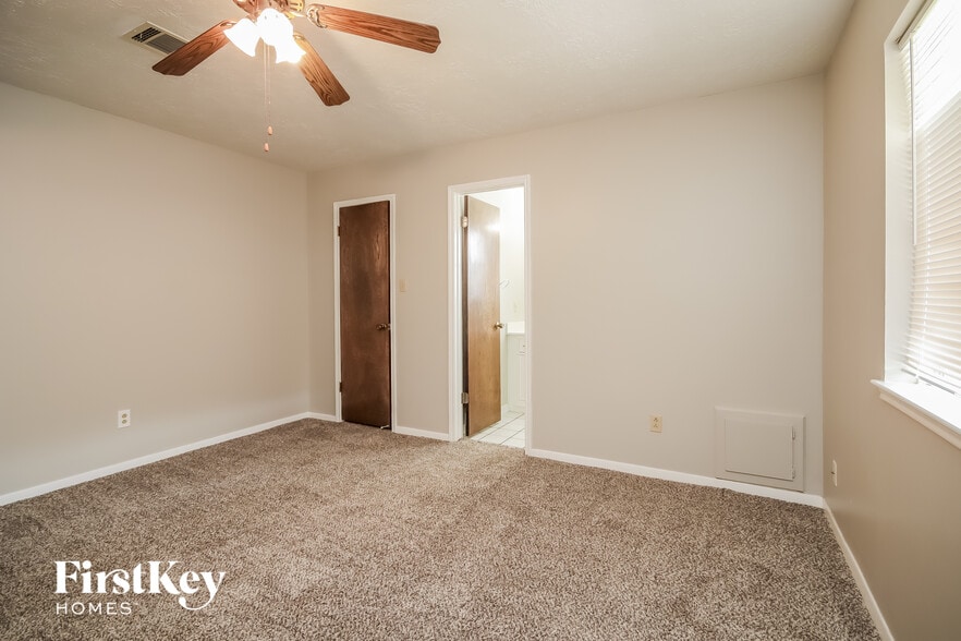 Building Photo - 4515 Tuscarora St