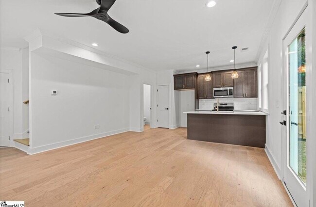 Building Photo - 112 Lepak Ln