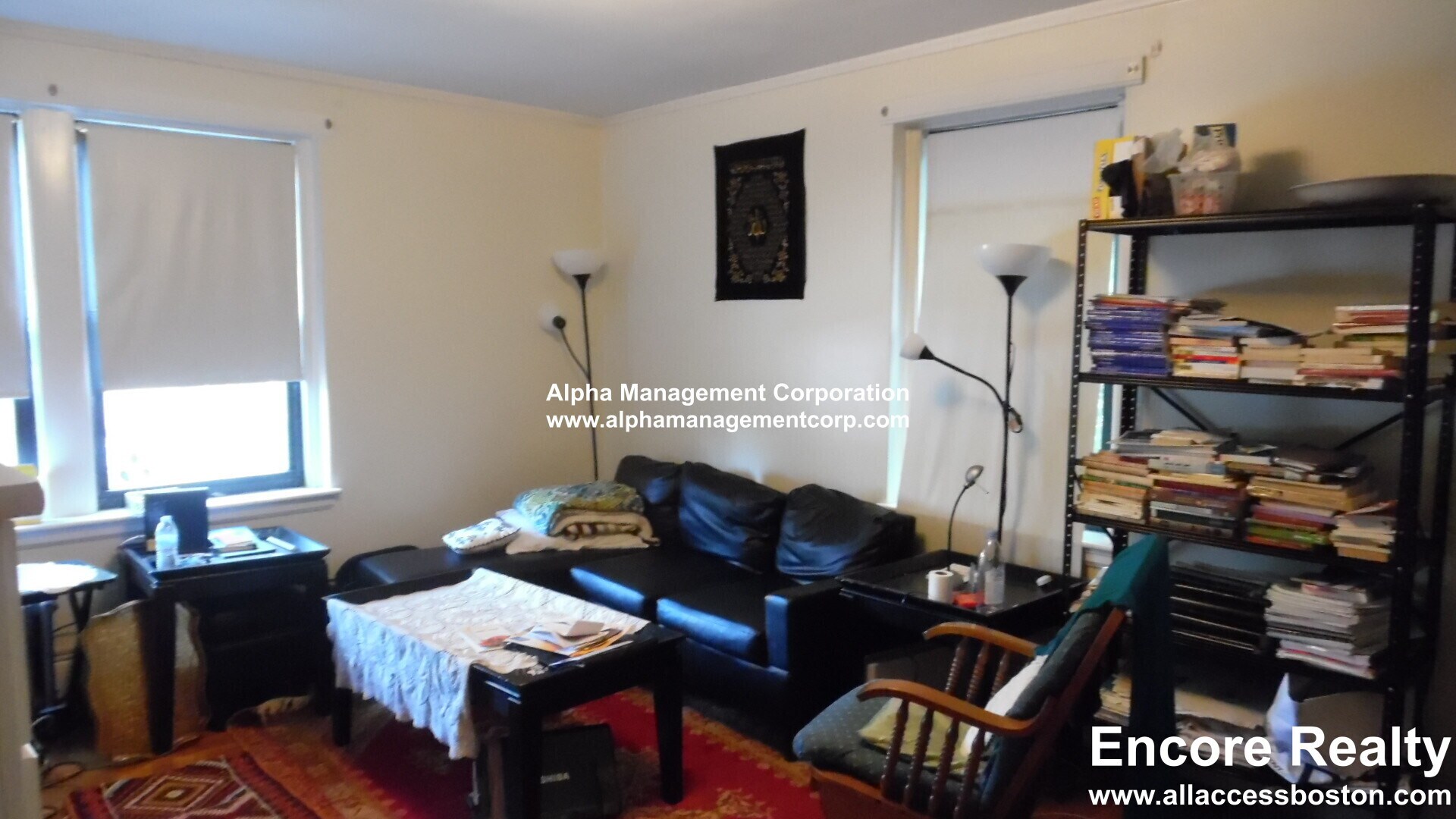 Building Photo - 349 Pleasant St