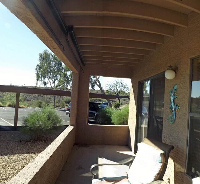 Building Photo - 16657 E Gunsight Dr