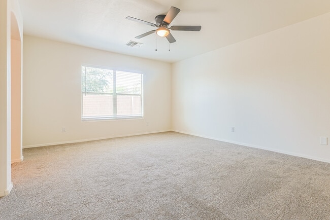 Building Photo - 3113 W Hayden Peak Dr