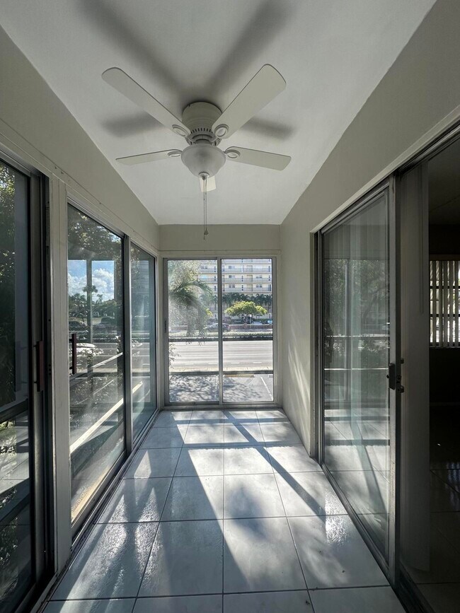 Building Photo - 2301 NE 14th Street Causeway