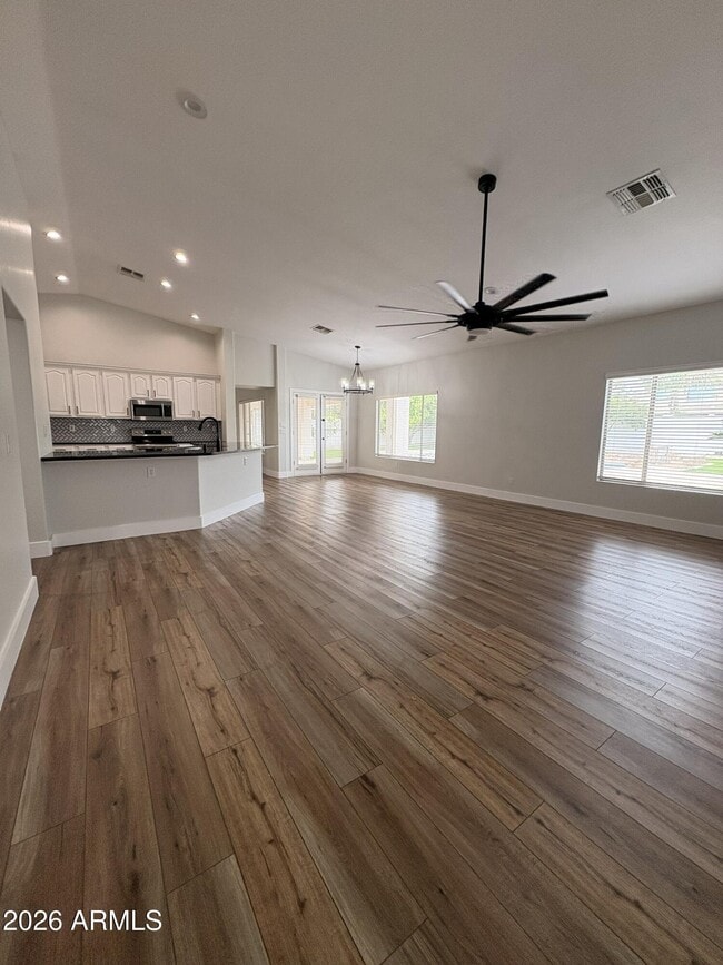 Building Photo - 13528 W Windsor Blvd