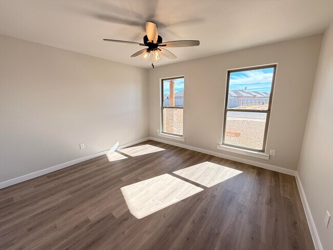 Building Photo - 2214 133rd St