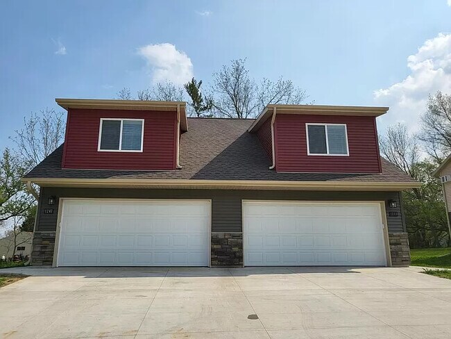Primary Photo - 1243 Salem Dr