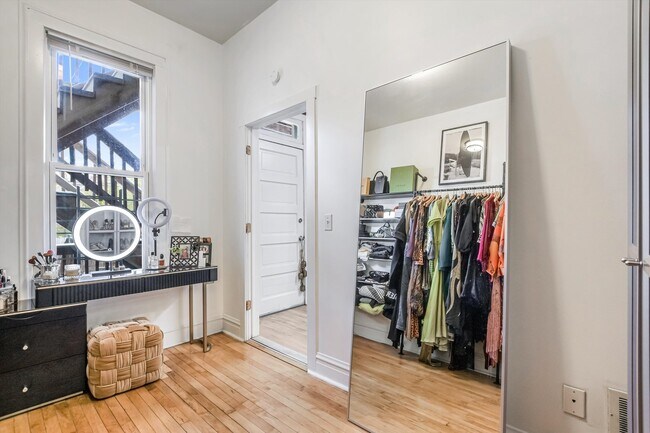 Building Photo - 1413 N Campbell Ave