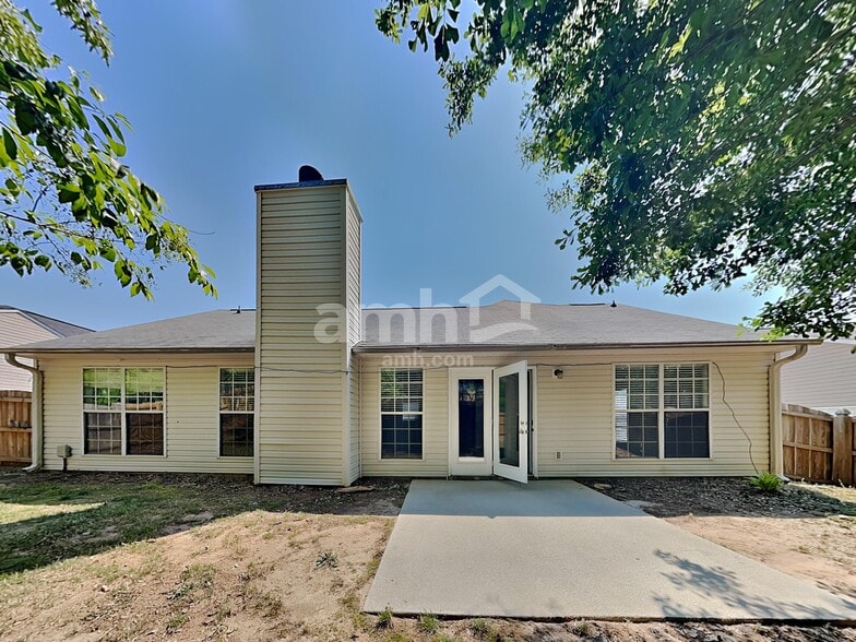 Building Photo - 204 Appleton Ln