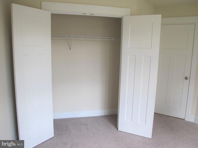 Building Photo - 43 Lee St