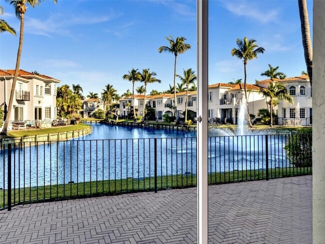 Building Photo - 20780 NE 32nd Ave