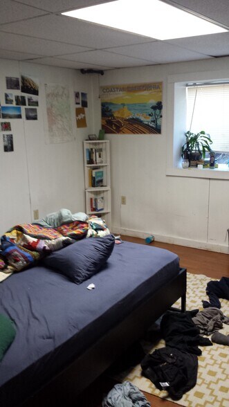 Building Photo - 433 Summit Ave