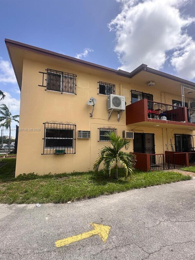 Building Photo - 47 NW 47th Ave