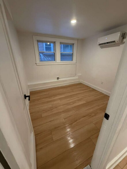 Building Photo - 1384 W 83rd St