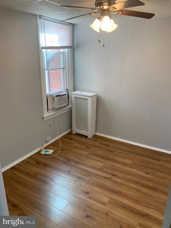 Building Photo - 4135 Gilham St