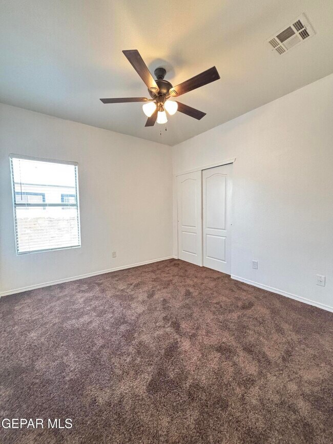 Building Photo - 14749 Sand Gate Dr