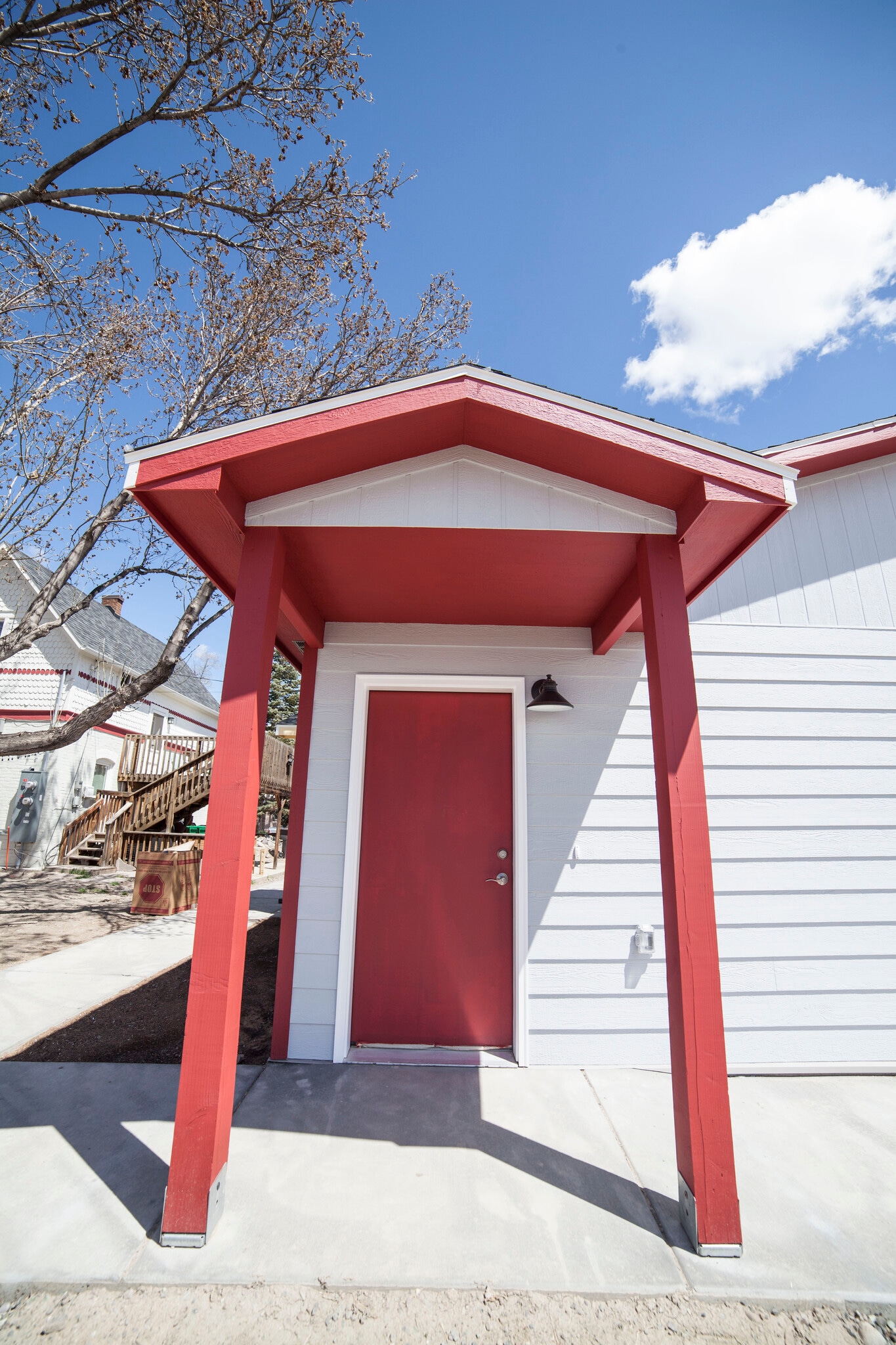 Entrance - 308 S Ute Ave