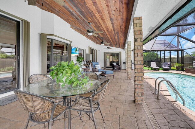 Building Photo - 4256 Gleneagles Dr
