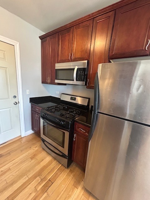 Building Photo - 2900 N Kolmar Ave