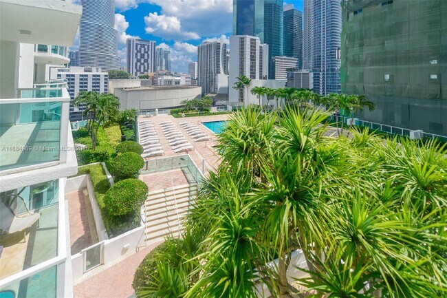 Building Photo - 31 SE 5th St