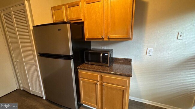 Building Photo - 11251 Skilift Ct