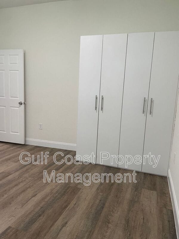 Building Photo - 126 Viewpoint Dr