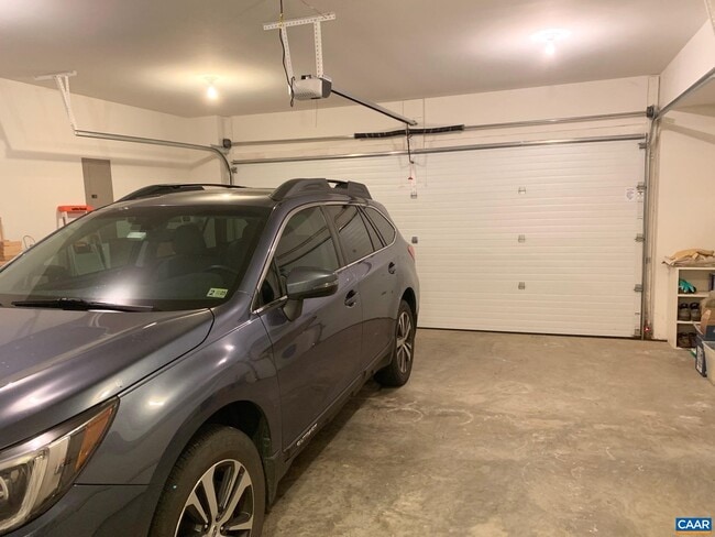 Building Photo - 129 Almere Ave