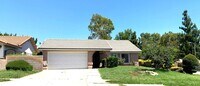 Building Photo - Beautiful 4 Bedroom Single Family Home for...