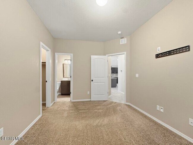 Building Photo - 14824 Tierra Eliana Ave