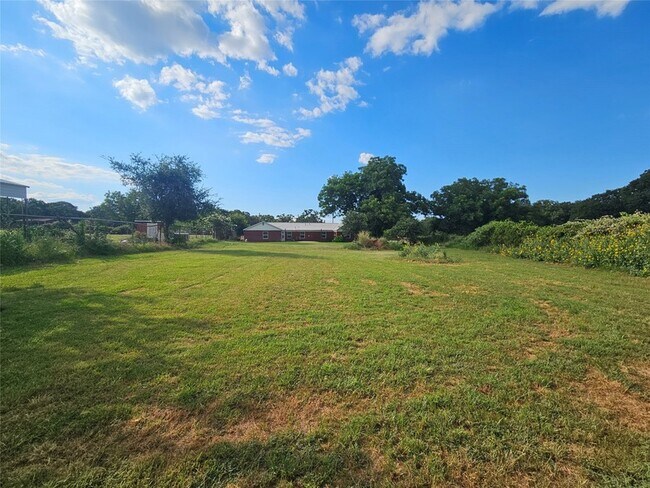 Building Photo - 2901 Ranger Hwy