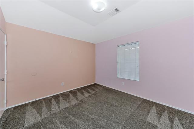 Building Photo - 1020 Breeders Cup Dr