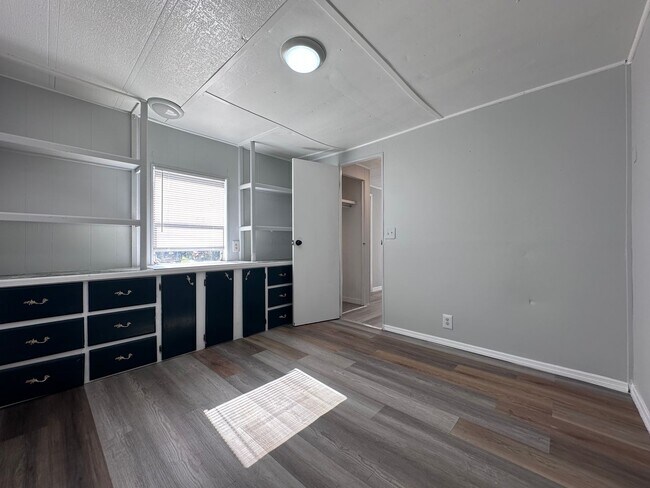 Building Photo - **RENT TO OWN** 2 bed / 2 bath - Mobile Ho...