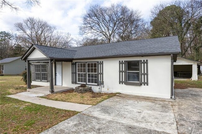 Building Photo - 24 E Iron Belt Rd SE