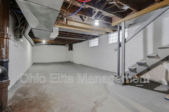 Building Photo - 1115 S Ohio Ave