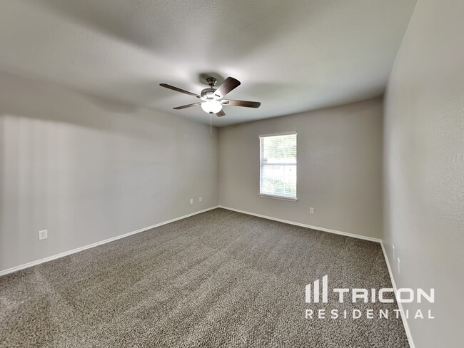 Building Photo - 1602 Canary Island Ct