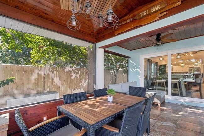 Building Photo - 292 Sunlit Cove Dr NE