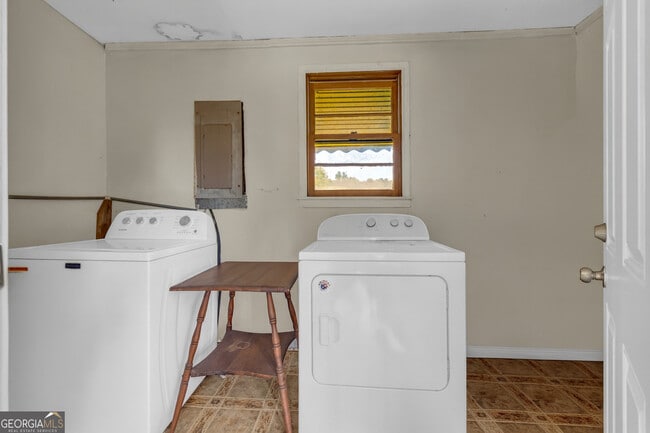 Building Photo - 2731 Ila Rd