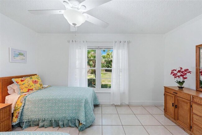 Building Photo - 3663 Longmeadow
