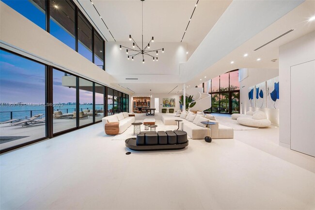 Building Photo - 11400 N Bayshore Dr