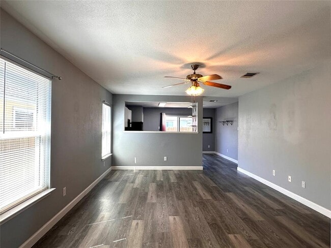 Building Photo - 5604 Man O War Dr