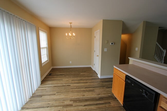 Building Photo - Mills Farm Townhome