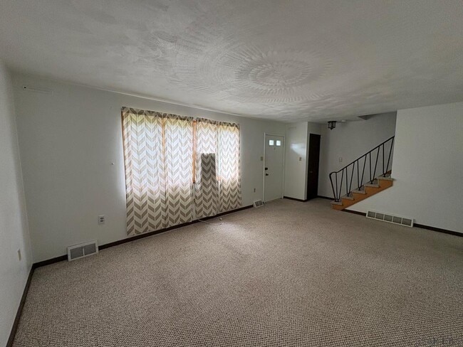 Building Photo - 1405 Ocala Ave