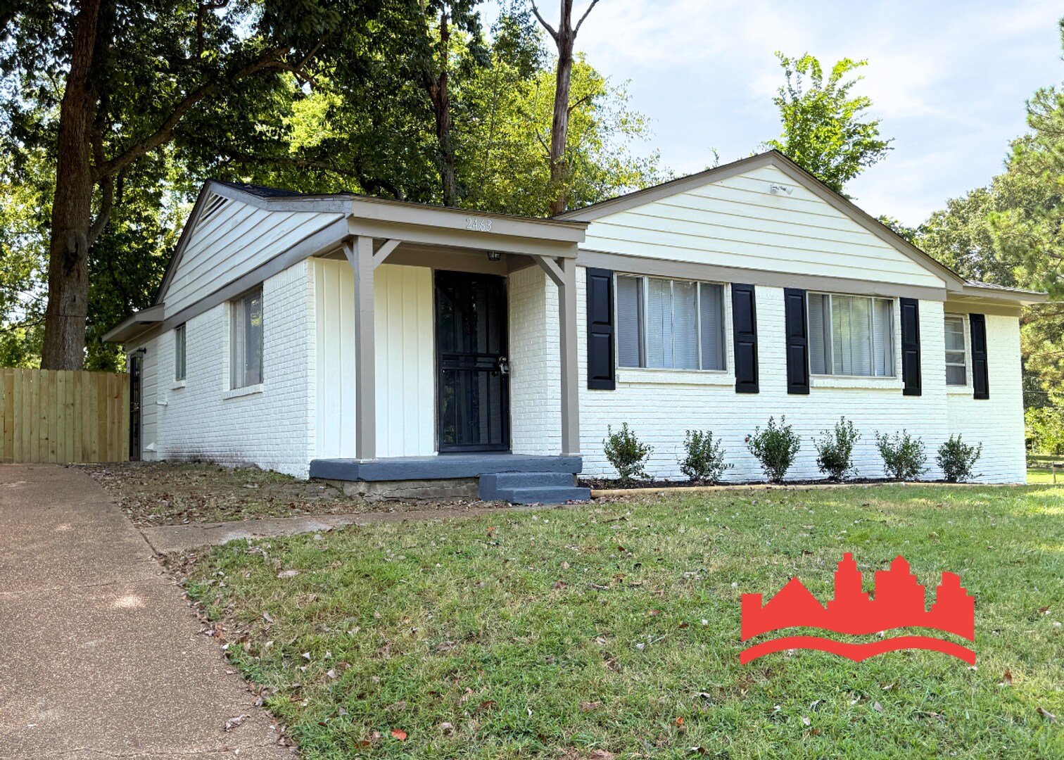 Building Photo - 2463 Brewster Ave