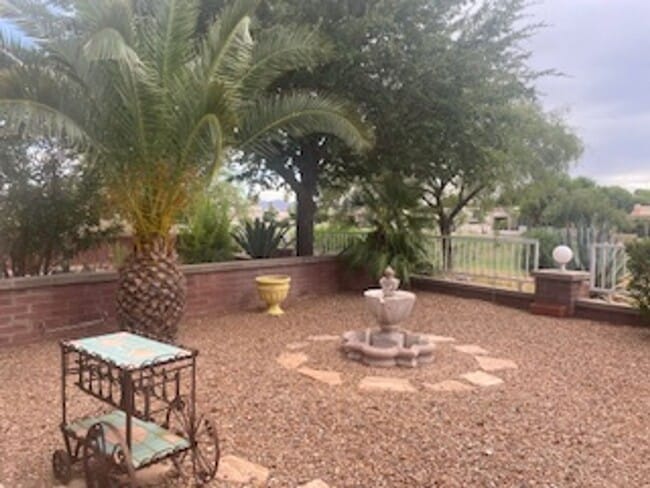 Building Photo - Tucson National Fully Furnished Home on the Golf Course