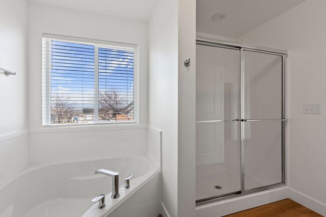 Building Photo - Upscale 3 Bedroom 2.5 Bath with Luxury Amenities in Richmond, Utah