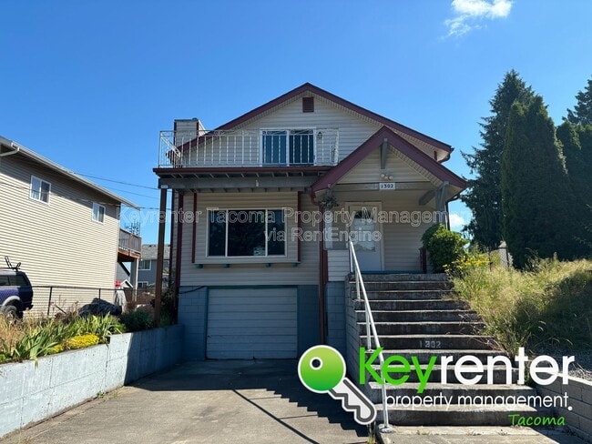 Building Photo - 1302 E 40th St