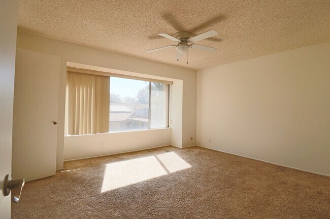 Building Photo - Exciting Rental Opportunity in Ventura!