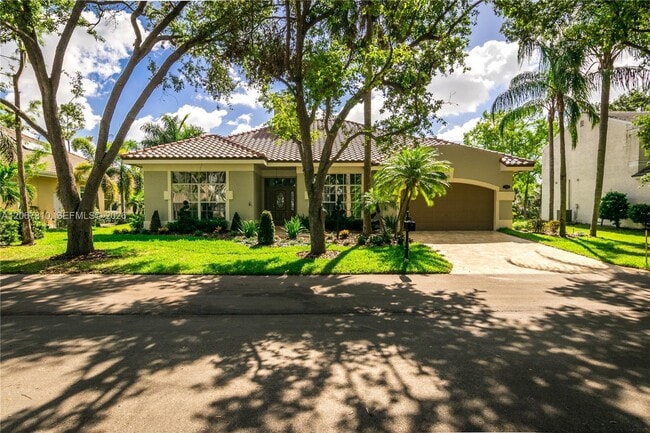 Building Photo - 3799 Lancewood Dr