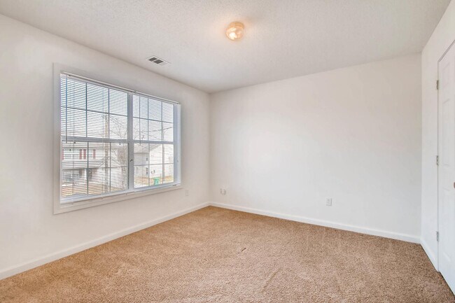 Building Photo - Coming Soon - Modern Comfort Ideal Locatio...